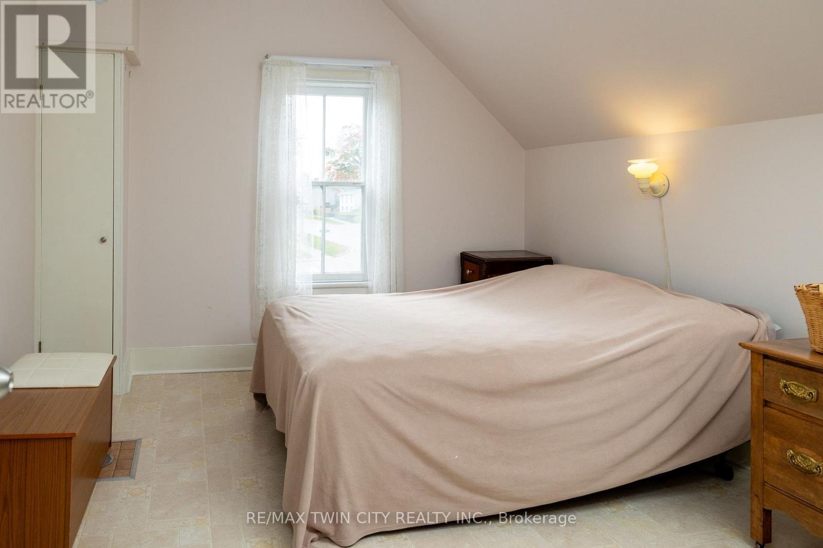 60 Simcoe Street, Brant, Ontario  N0E 1R0 - Photo 20 - X14005486