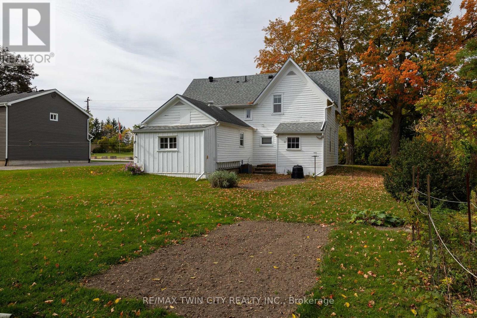 60 Simcoe Street, Brant, Ontario  N0E 1R0 - Photo 7 - X14005486