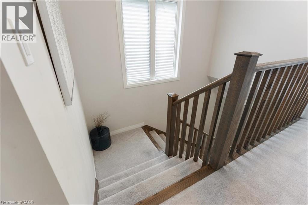 329 Provident Way, Mount Hope, Ontario  L0R 1W0 - Photo 13 - 40870558