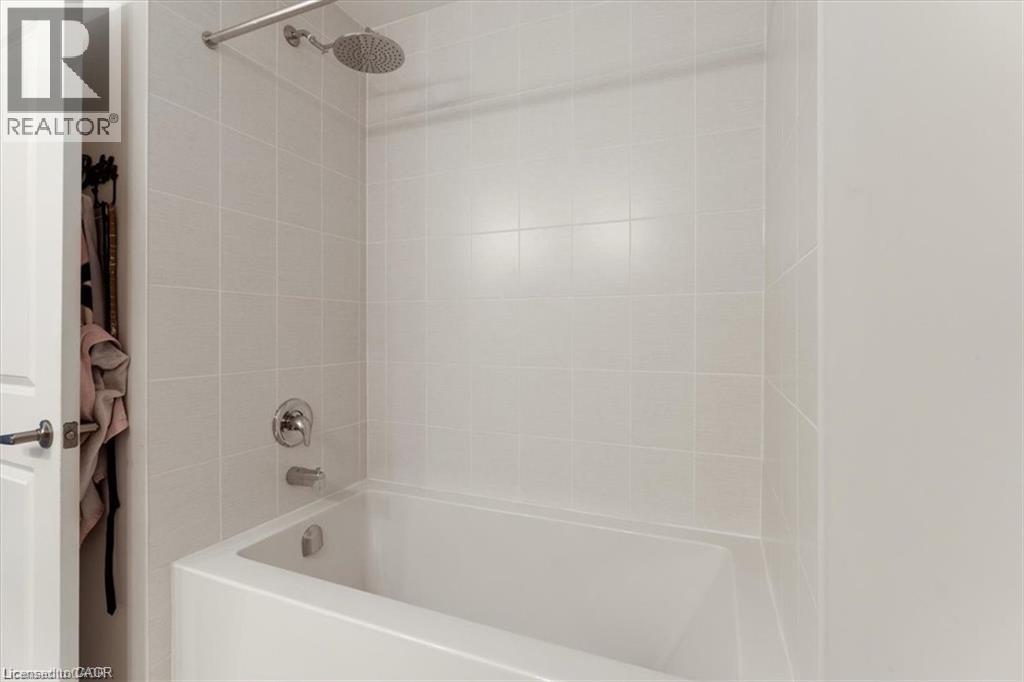 329 Provident Way, Mount Hope, Ontario  L0R 1W0 - Photo 22 - 40870558