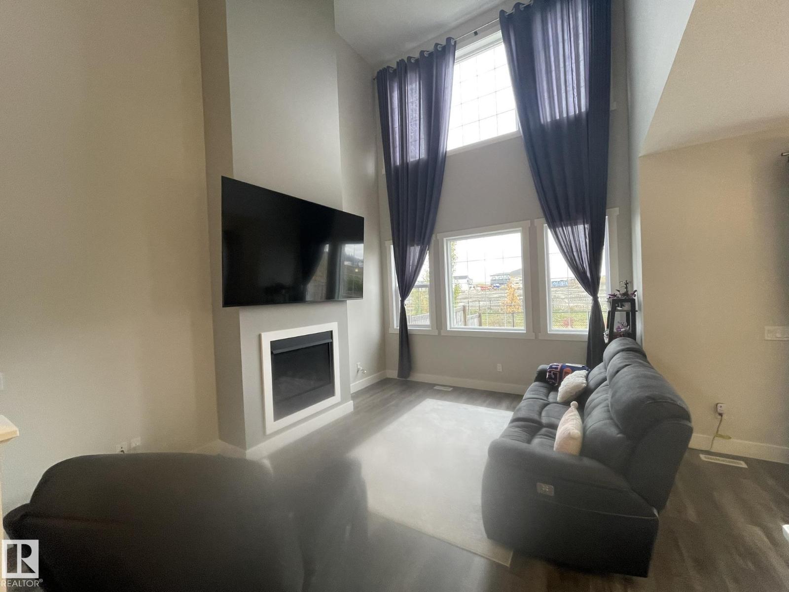7939 Erasmus Cr NW, Edmonton, Alberta  T6M 0S2 - Photo 17 - E4510071