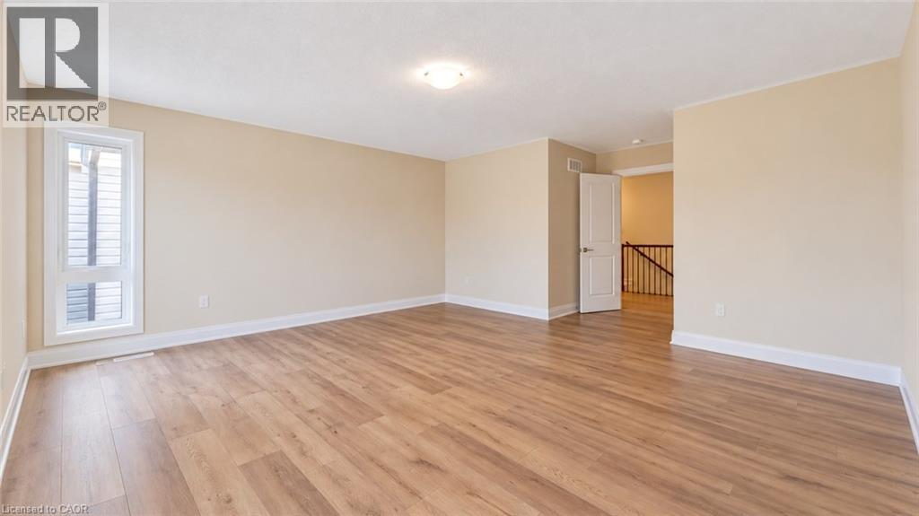 31 Jacob Detweiller Drive, Kitchener, Ontario  N2P 0K7 - Photo 33 - 40865942