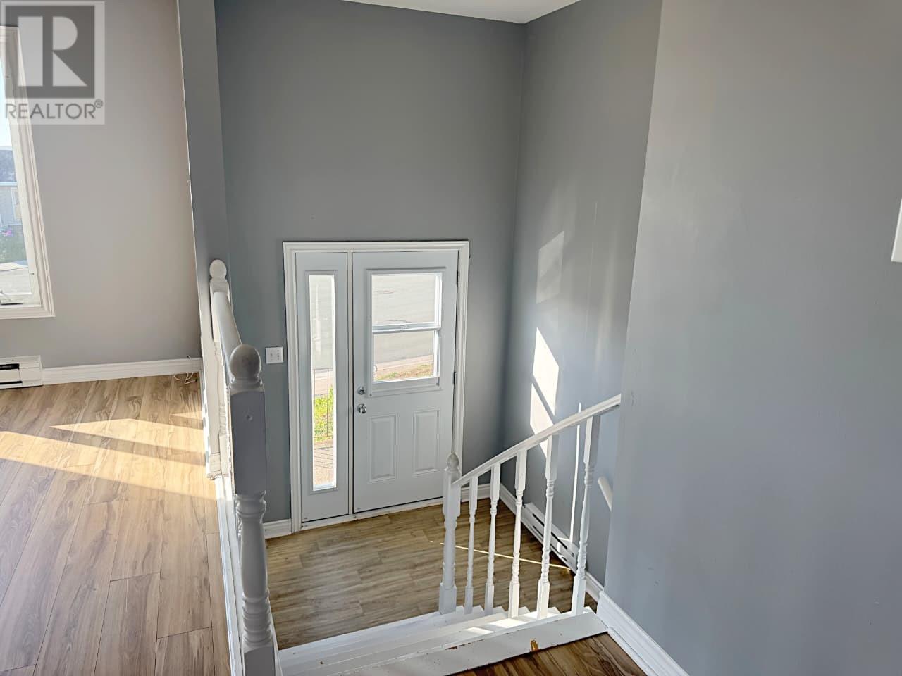 44 Alice Drive, St. John's — photo 2
