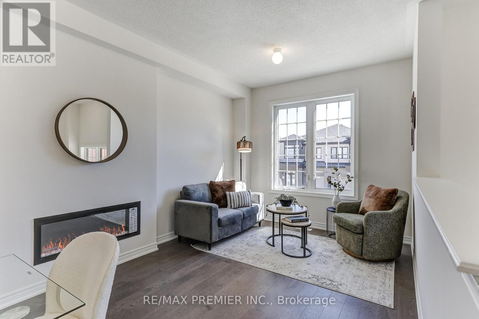 1284 Winding Woods Trail, Pickering, Ontario  L1X 0R9 - Photo 6 - E13568724