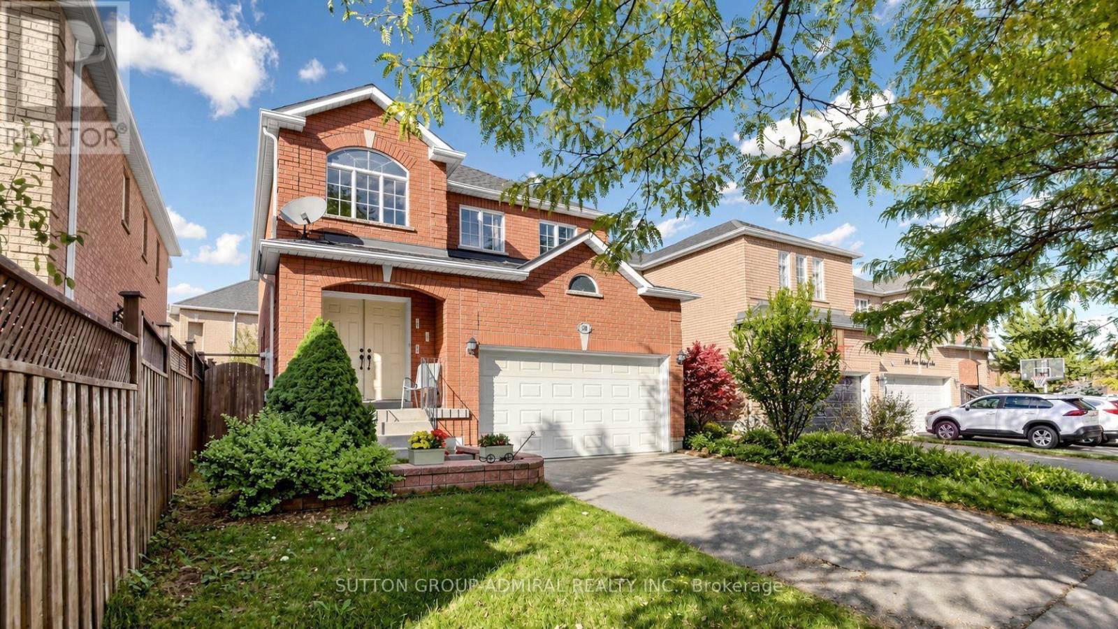 284 Isaac Murray Avenue, Vaughan (Maple), Ontario  L6A 3E5 - Photo 2 - N14004892