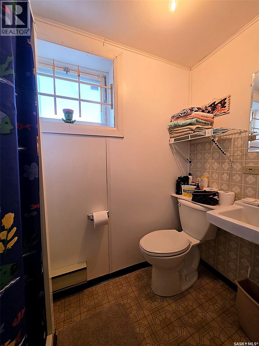 1662 91st Street, North Battleford, Saskatchewan  S9A 0A4 - Photo 25 - SK050897
