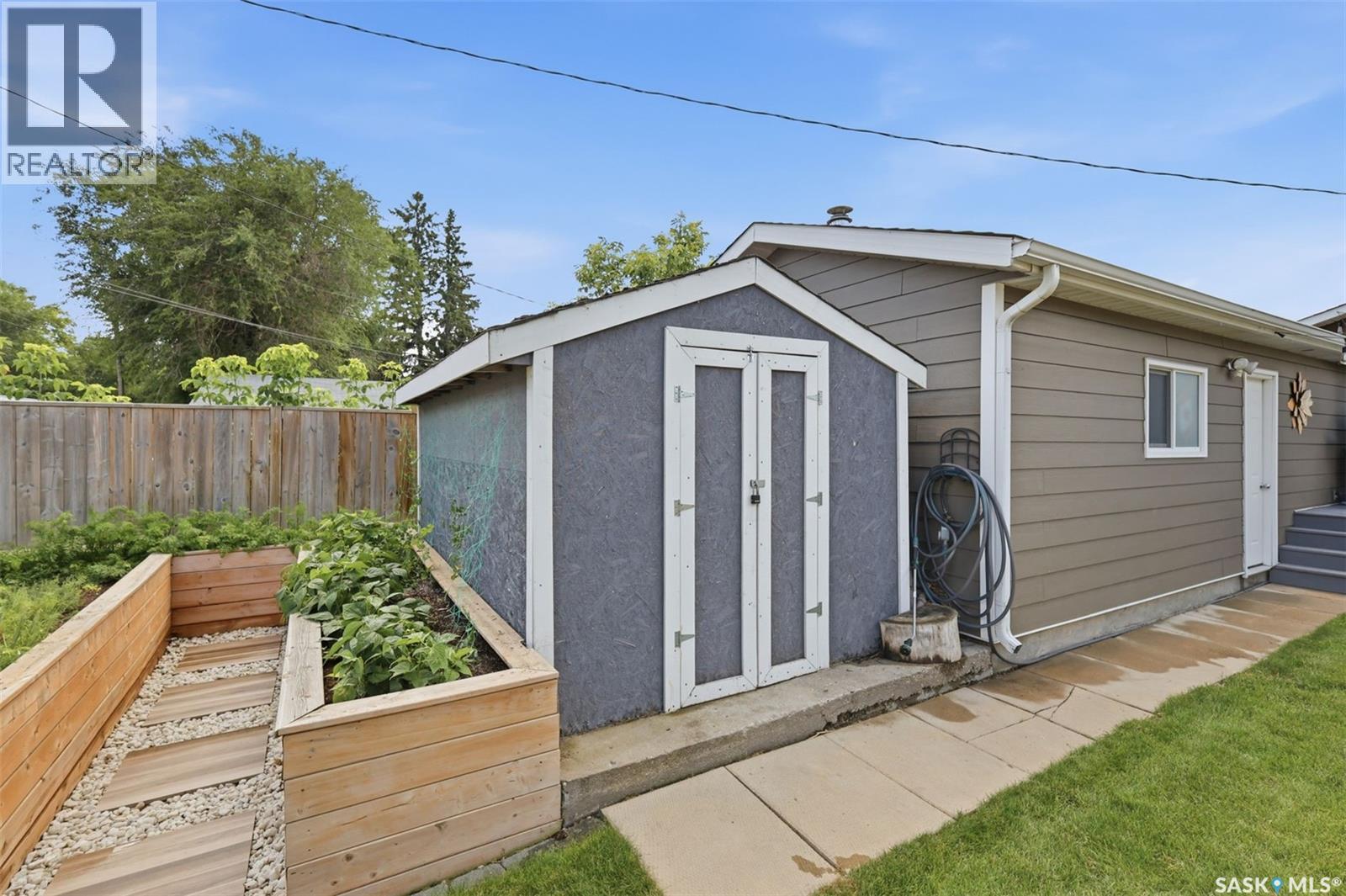 2113 Ste Cecilia Avenue, Saskatoon, Saskatchewan  S7M 0P3 - Photo 46 - SK050874
