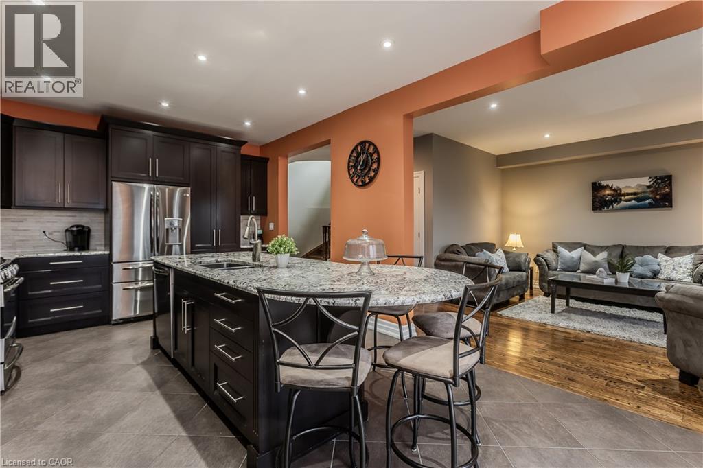 24 Newcastle Court, Hamilton, Ontario  L8V 0A6 - Photo 10 - 40861131