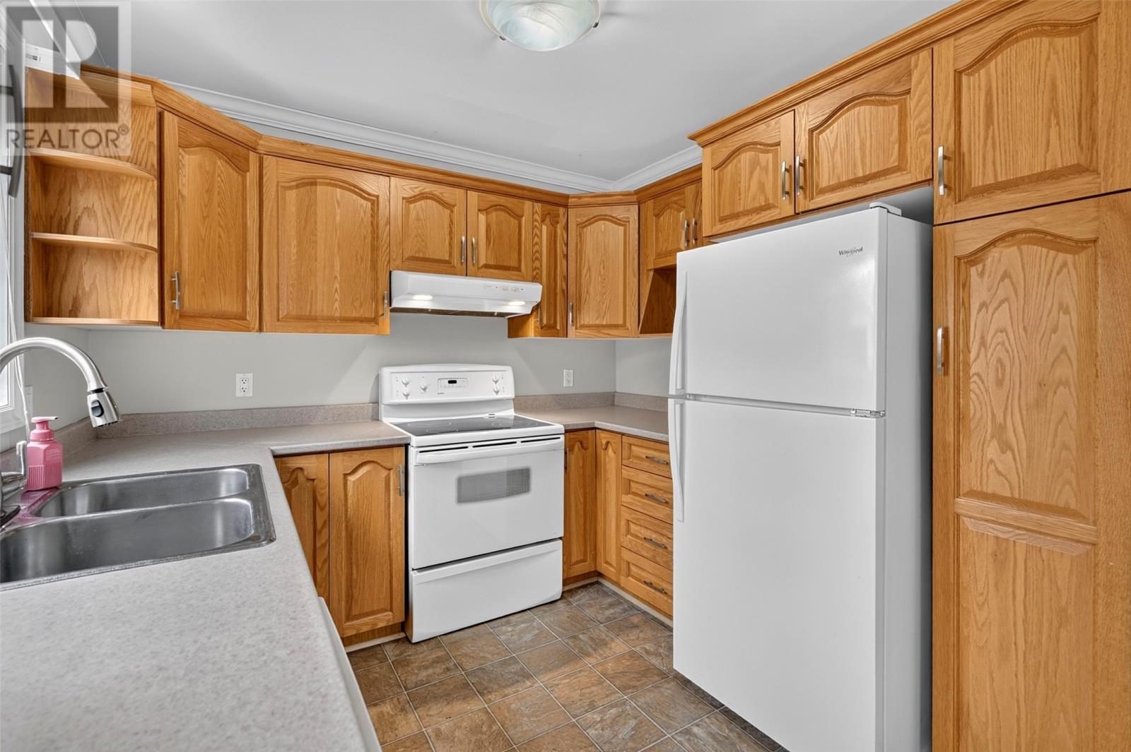 5 Lady Anne Place, Mount Pearl — photo 20