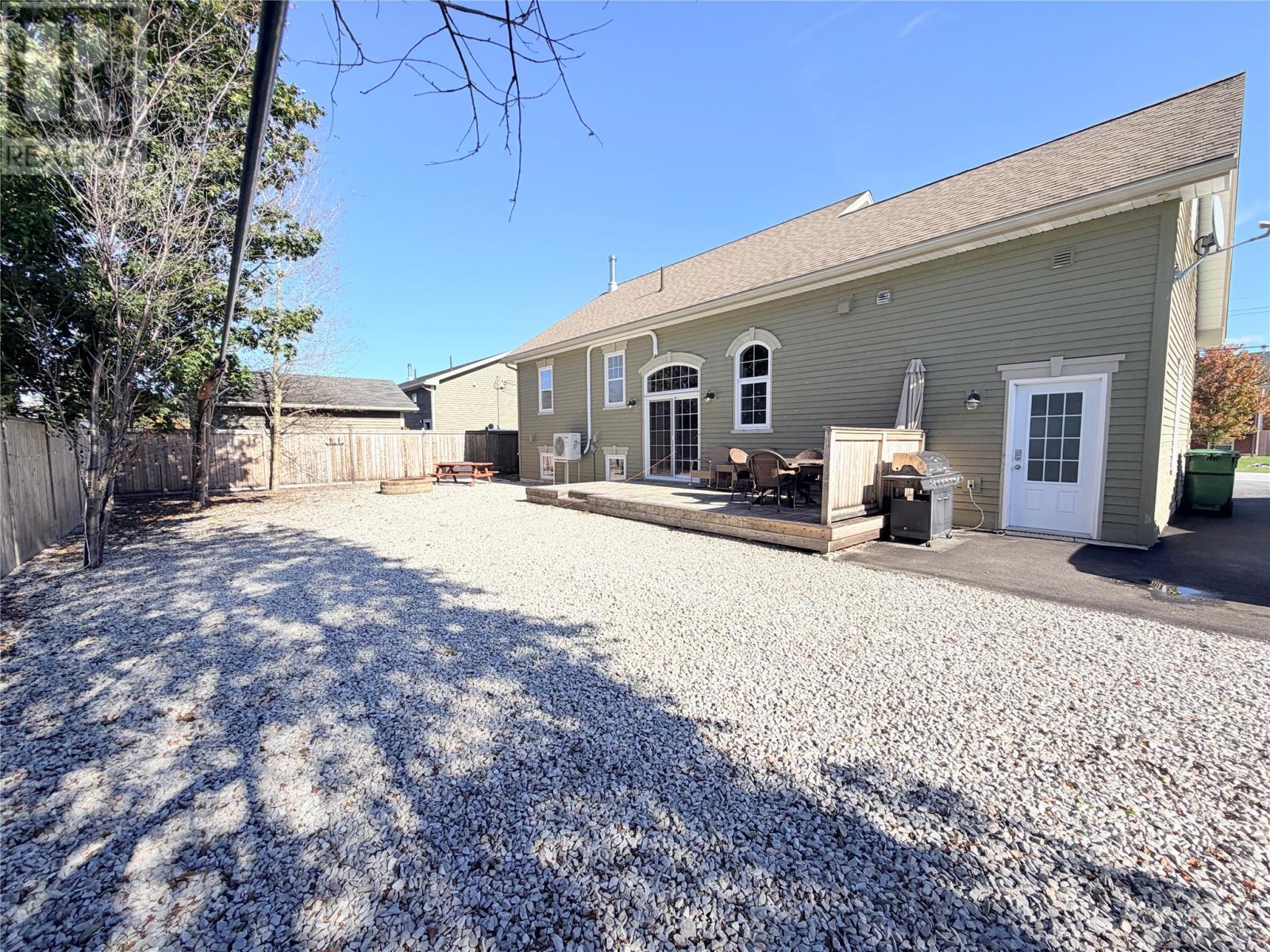 10 Ball Street, Deer Lake — photo 43