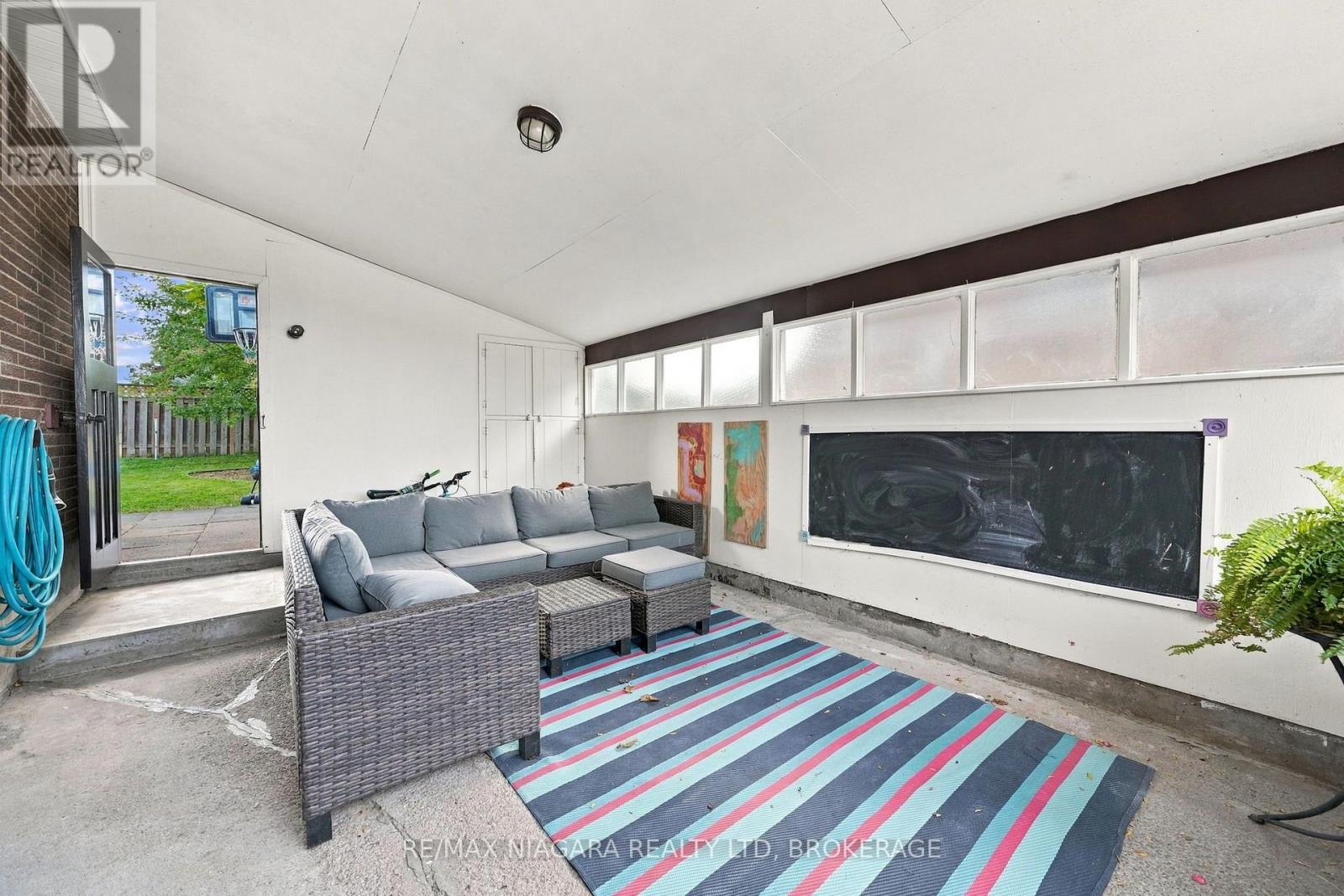 123 Meredith Drive, St. Catharines, Ontario  L2M 6C5 - Photo 5 - X14007084