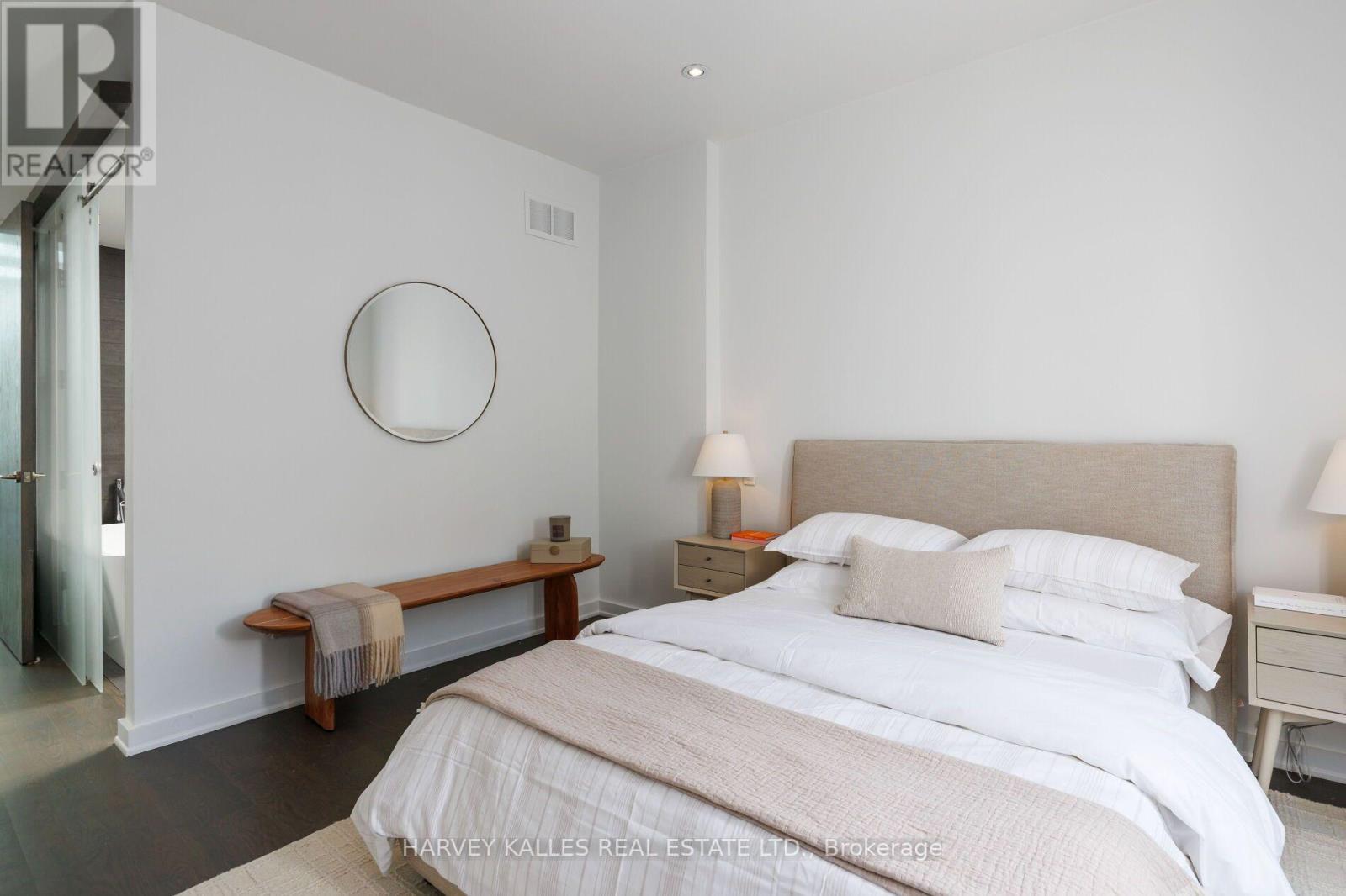 128 Montgomery Avenue, Toronto, Ontario  M4R 1E2 - Photo 24 - C14007782