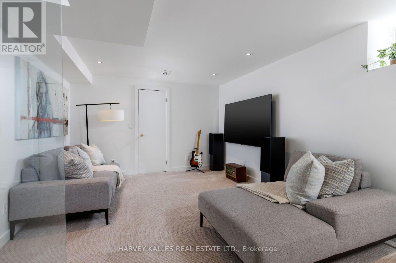 128 Montgomery Avenue, Toronto, Ontario  M4R 1E2 - Photo 35 - C14007782