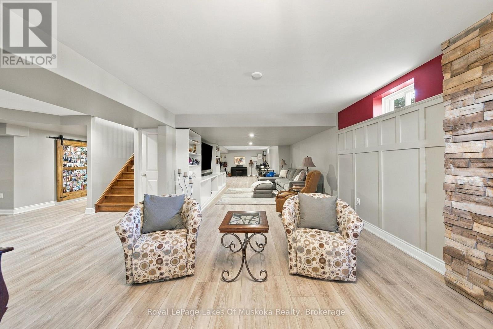 1 Galrich Court, Oro-Medonte (Warminster), Ontario  L3V 0R5 - Photo 24 - S14008578