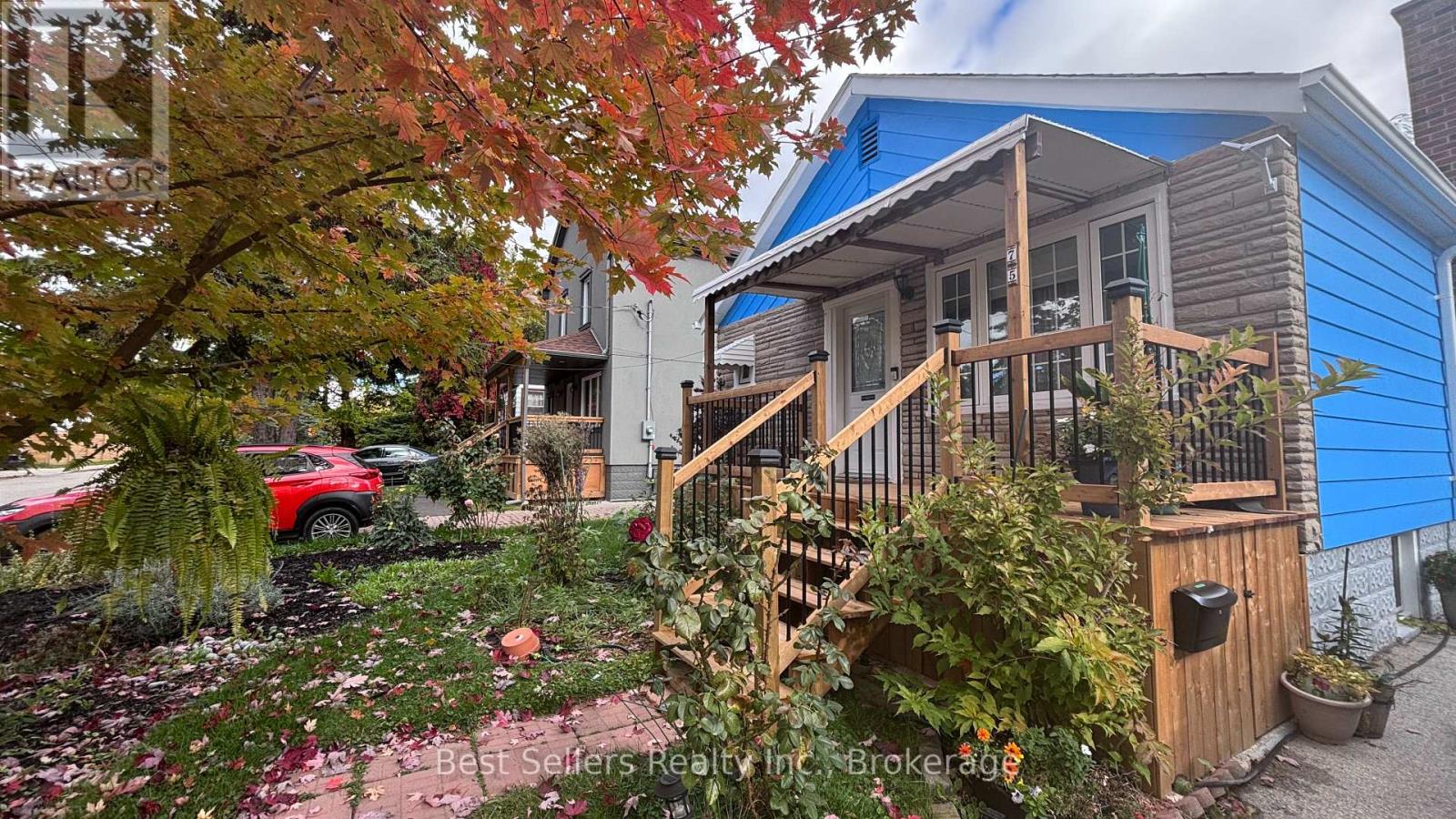 Main - 75 Vanbrugh Avenue, Toronto, Ontario  M1N 3T1 - Photo 2 - E14007744