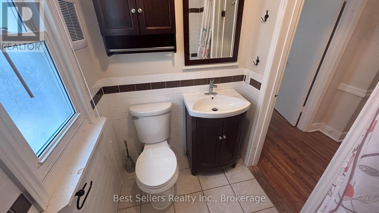 Main - 75 Vanbrugh Avenue, Toronto, Ontario  M1N 3T1 - Photo 7 - E14007744