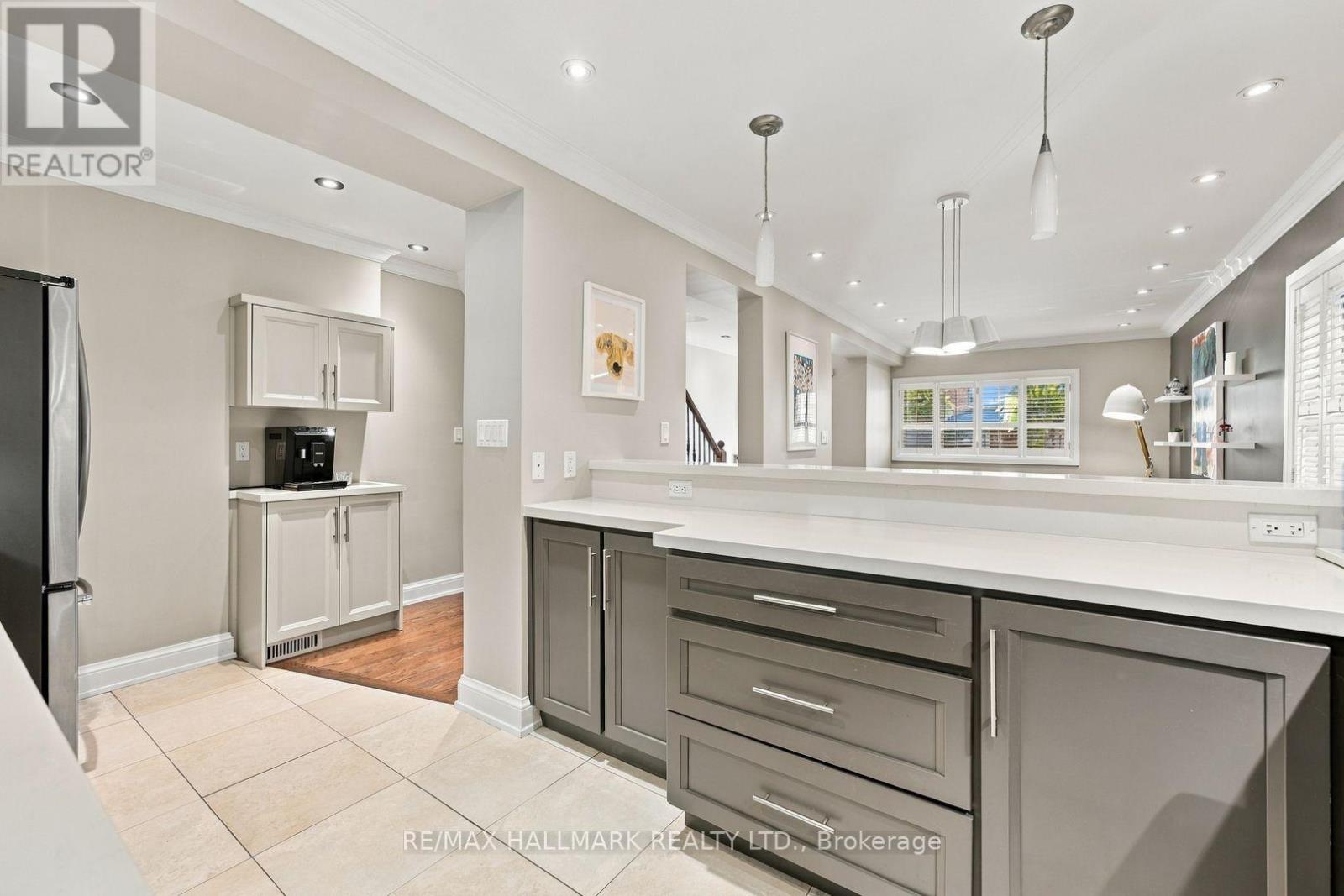 362 Sammon Avenue, Toronto, Ontario  M4J 2A5 - Photo 19 - E14009656