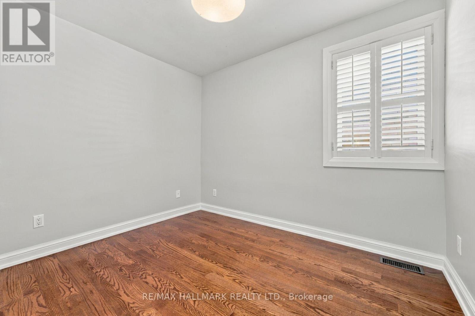 362 Sammon Avenue, Toronto, Ontario  M4J 2A5 - Photo 24 - E14009656