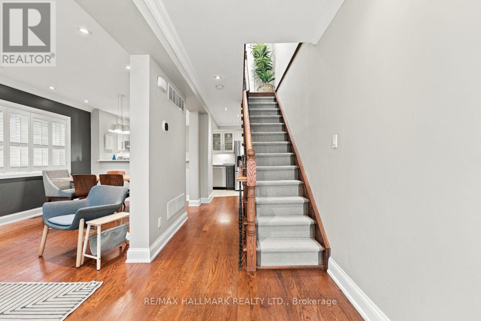 362 Sammon Avenue, Toronto, Ontario  M4J 2A5 - Photo 5 - E14009656