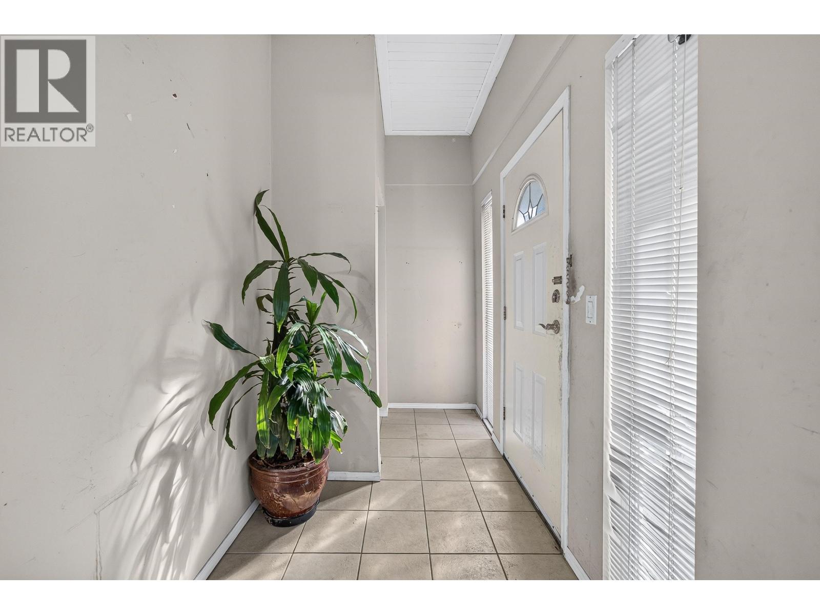 1429 E 11 Avenue, Vancouver, British Columbia V5N 1Y6 - Photo 5 - R3174513
