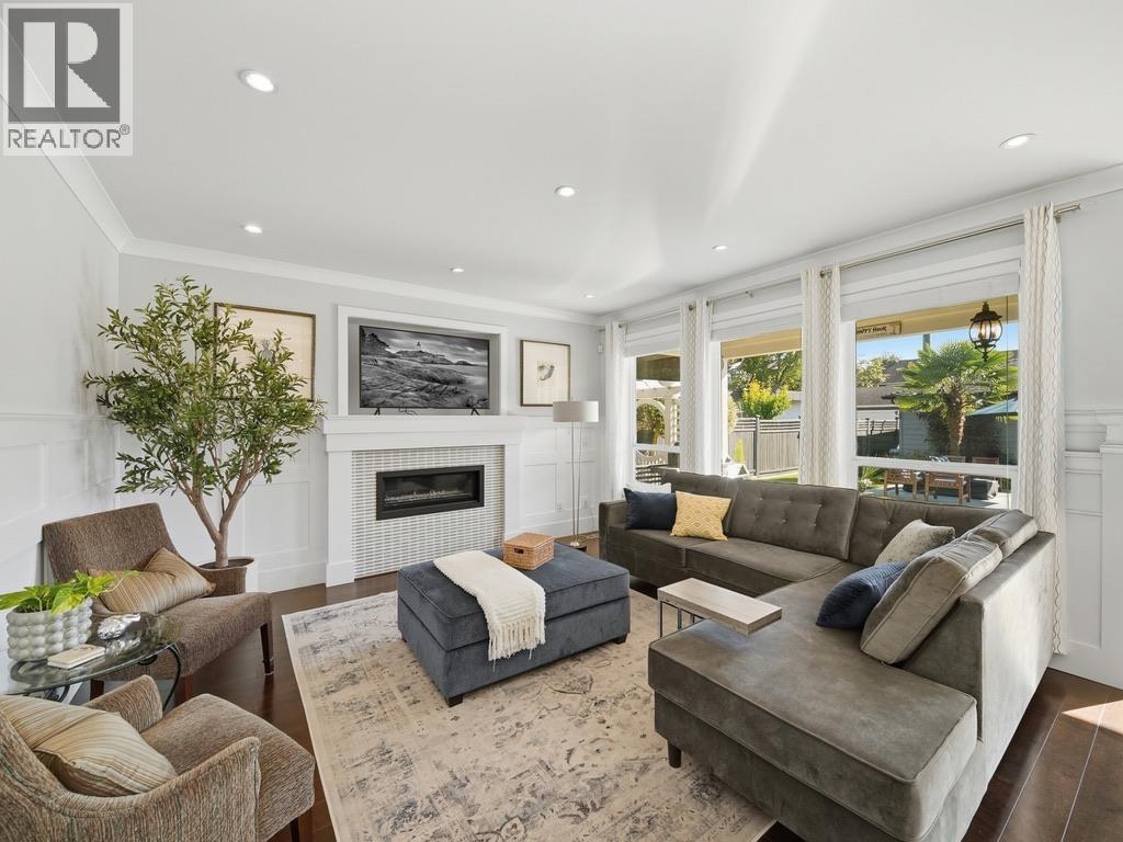 355 E 15th Street, North Vancouver, British Columbia V7L 2R6 - Photo 13 - R3174531