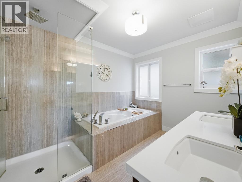 355 E 15th Street, North Vancouver, British Columbia V7L 2R6 - Photo 25 - R3174531