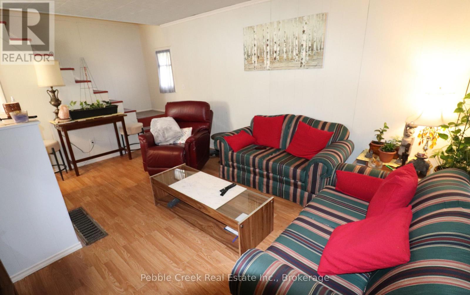 208 Hincks Street, Goderich, Ontario  N7A 3C8 - Photo 3 - X14007388