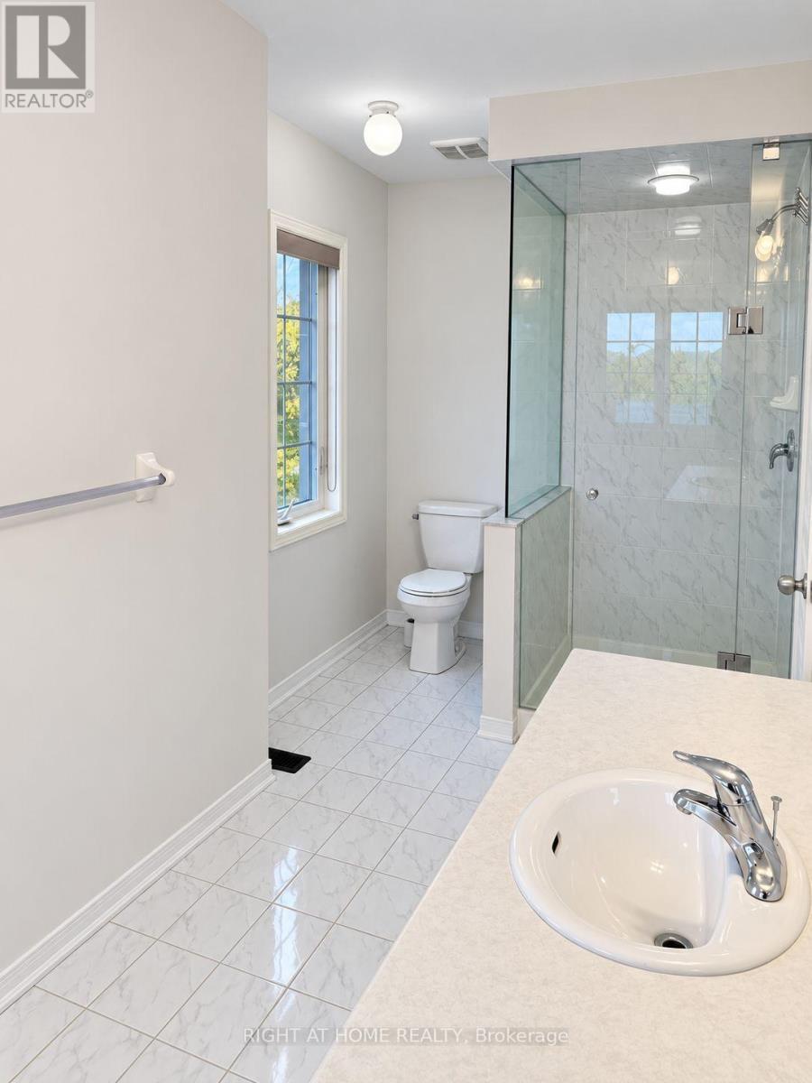 1260 Mccron Crescent, Newmarket, Ontario  L3X 0A1 - Photo 13 - N14008180