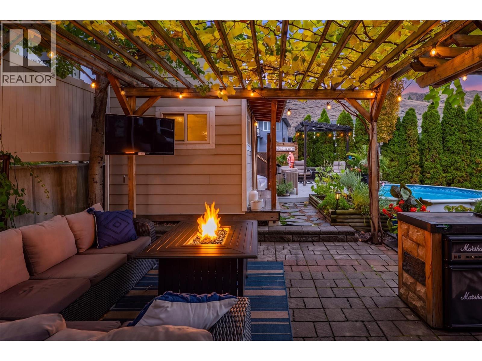 810 Woodrush Court, Kamloops, British Columbia  V2B 6E6 - Photo 48 - 10403020