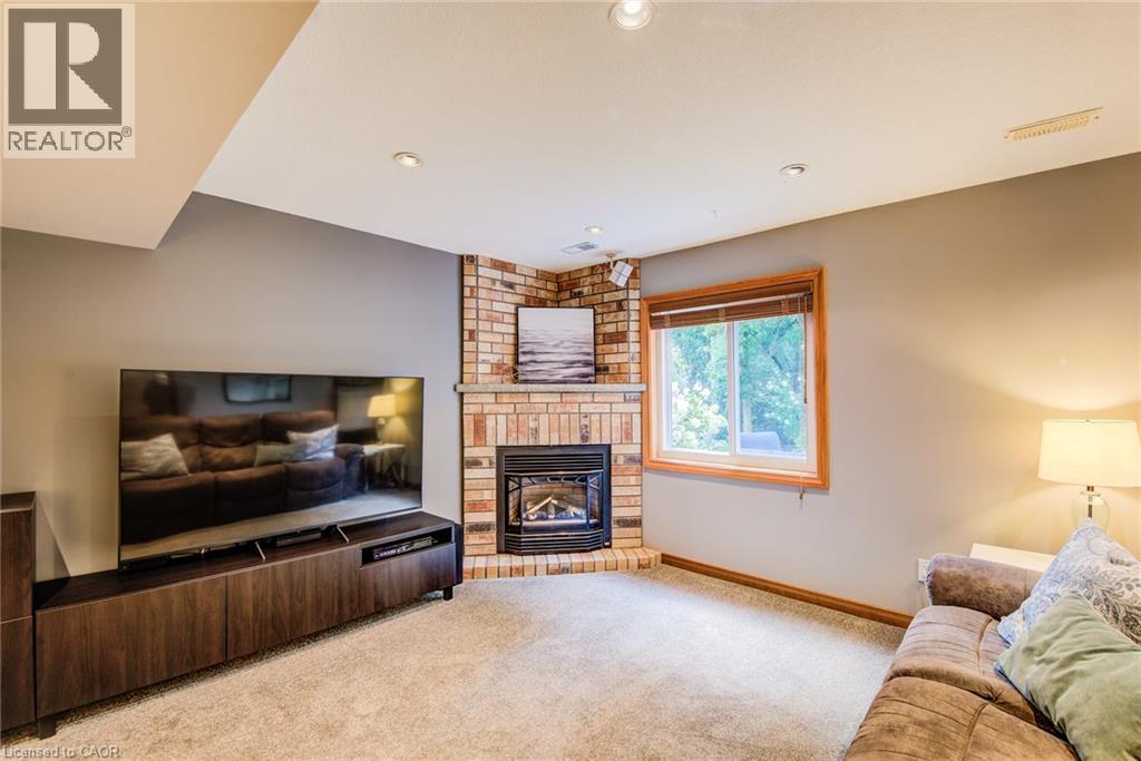 39 Oliver Court Se, Kitchener, Ontario  N2N 3E7 - Photo 35 - 40870642