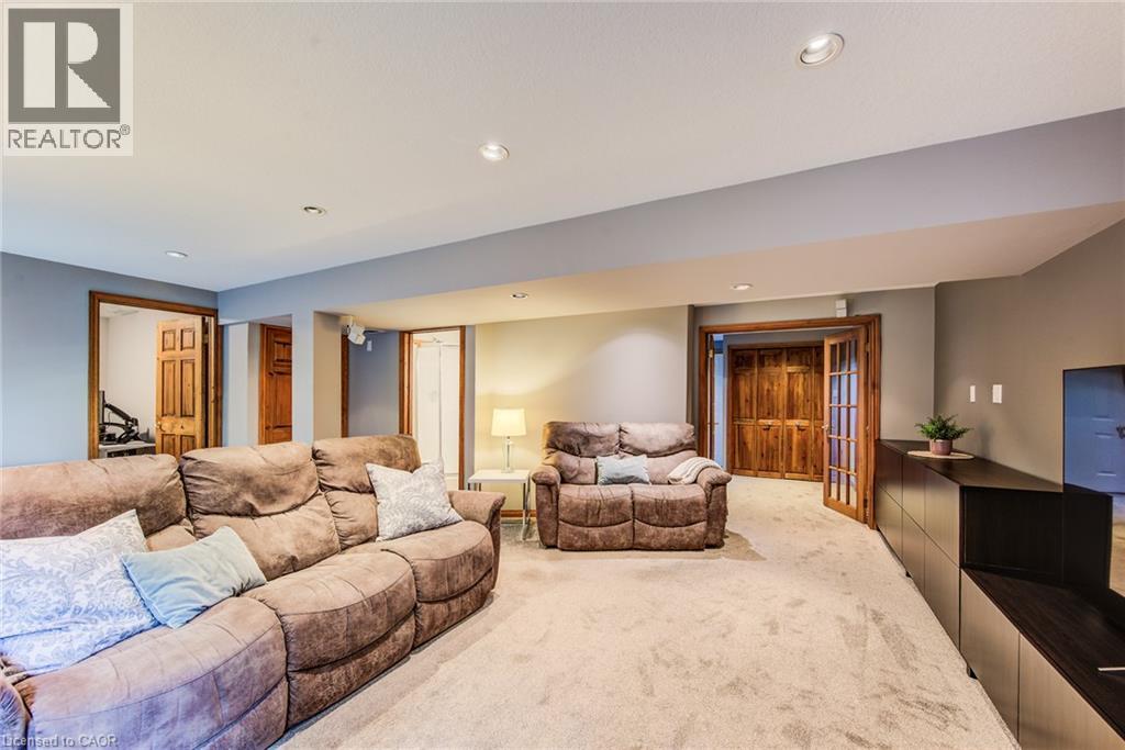 39 Oliver Court Se, Kitchener, Ontario  N2N 3E7 - Photo 36 - 40870642