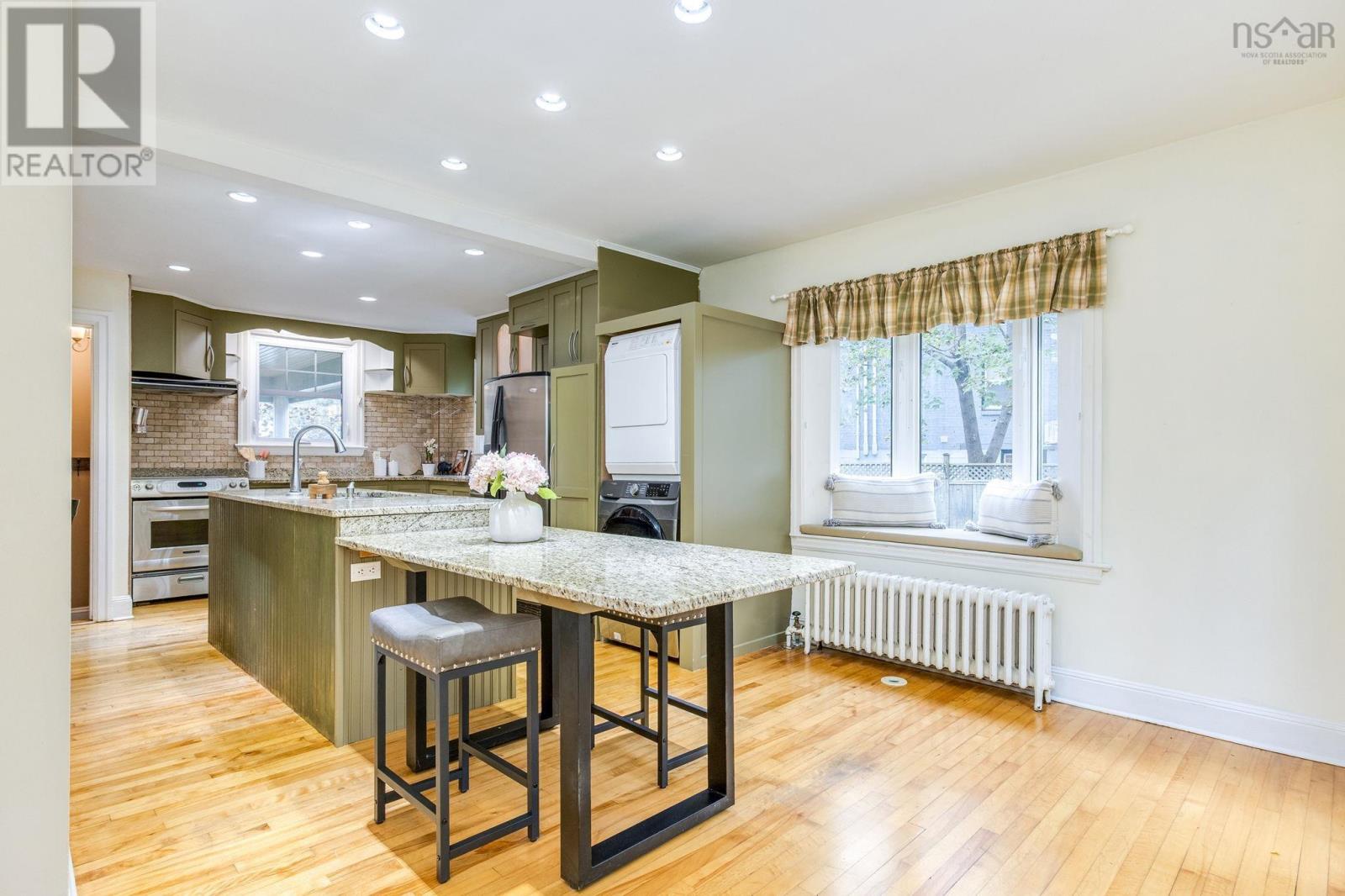 2561 Newton Avenue, Halifax, Nova Scotia  B3L 3C4 - Photo 8 - 202625735
