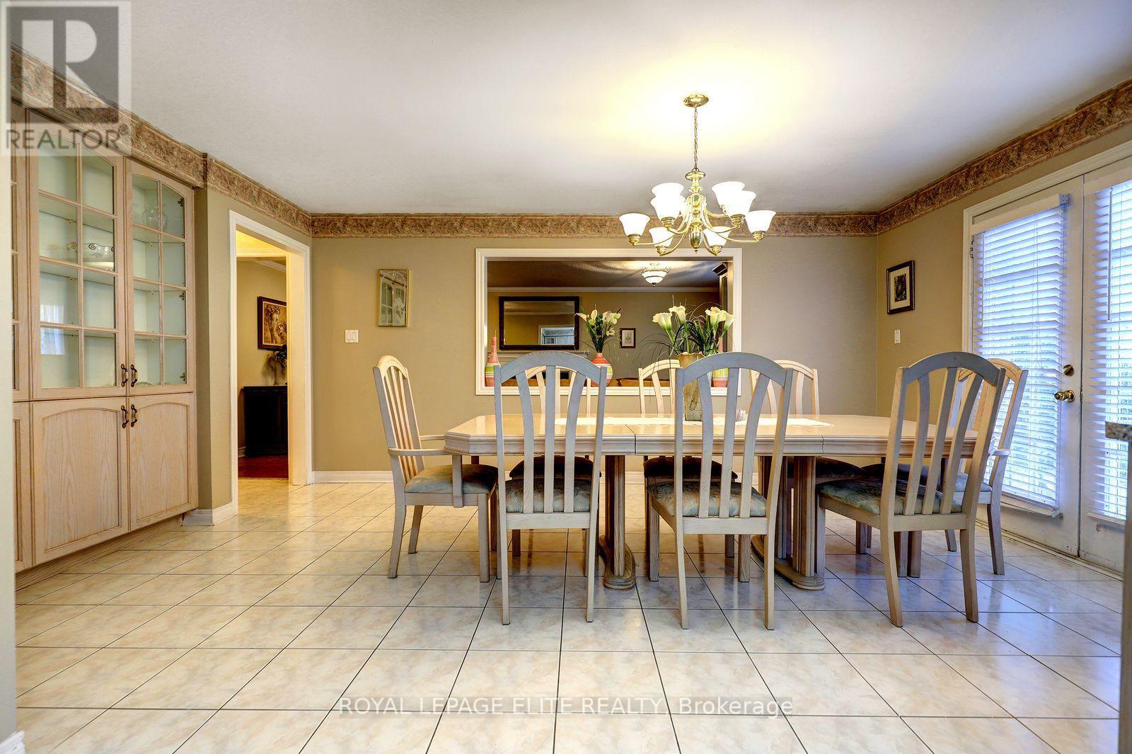 5 Pinecone Way E, Brampton, Ontario  L6R 1N5 - Photo 14 - W14007642