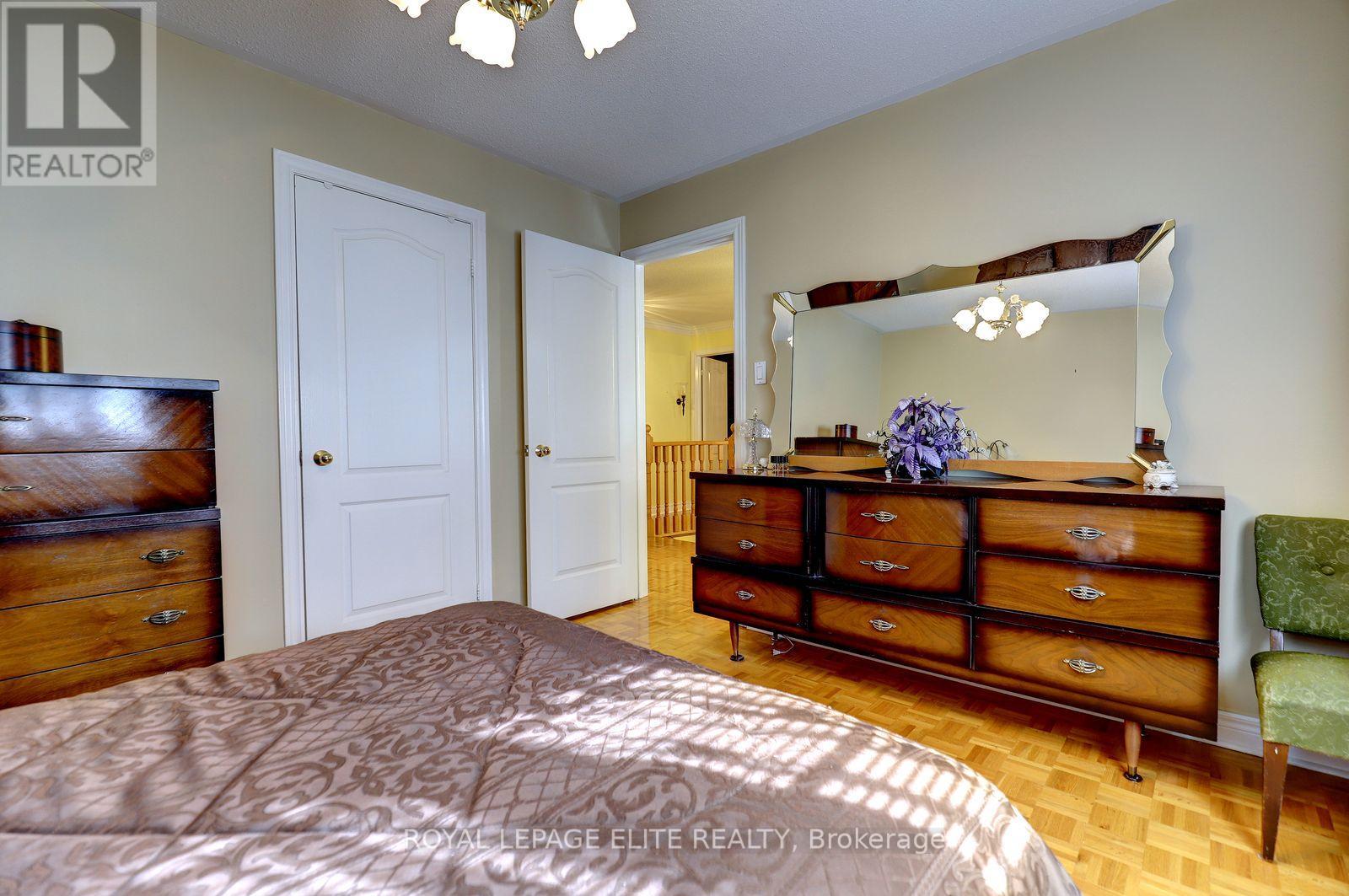 5 Pinecone Way E, Brampton, Ontario  L6R 1N5 - Photo 33 - W14007642