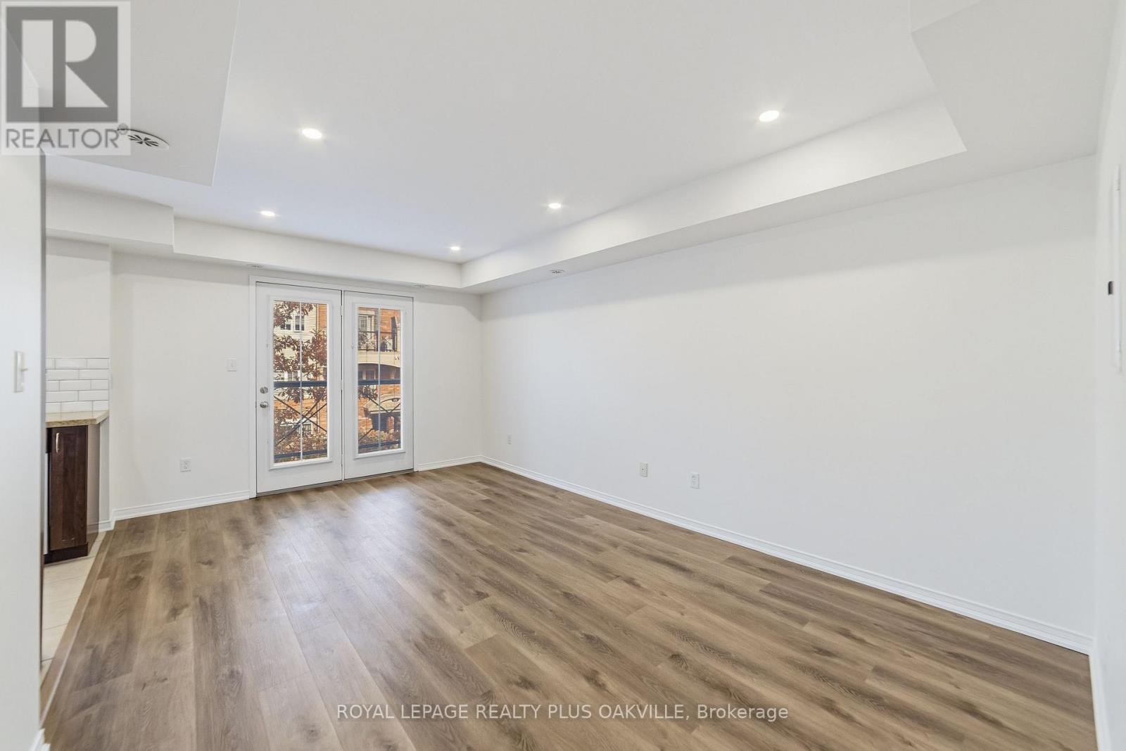 6 - 2464 Post Road, Oakville, Ontario  L6H 0J2 - Photo 5 - W14008202