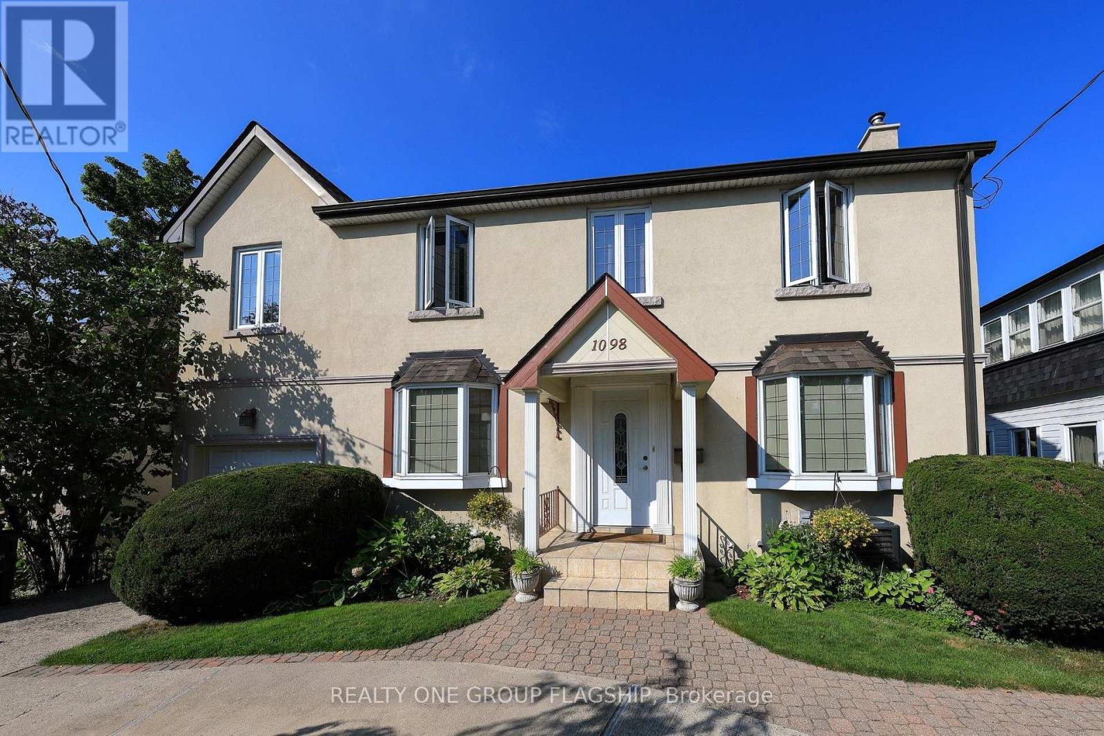 1098 KIPLING AVENUE, Toronto, Ontario