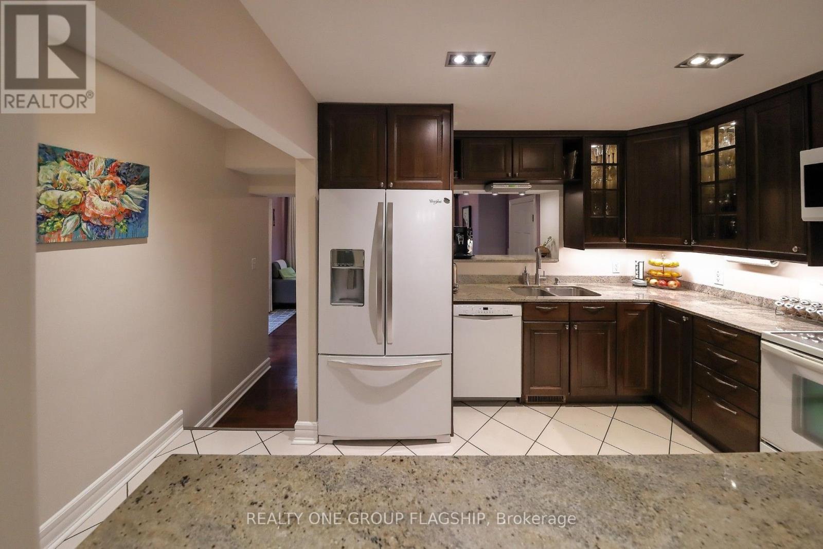 1098 Kipling Avenue, Toronto, Ontario  M9B 3M2 - Photo 8 - W14008660