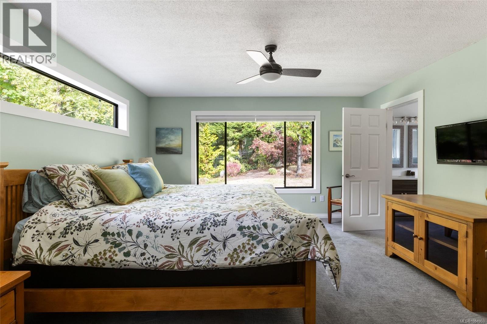 1089 Donwood Dr, Saanich, British Columbia  V8X 4G3 - Photo 19 - 1051903