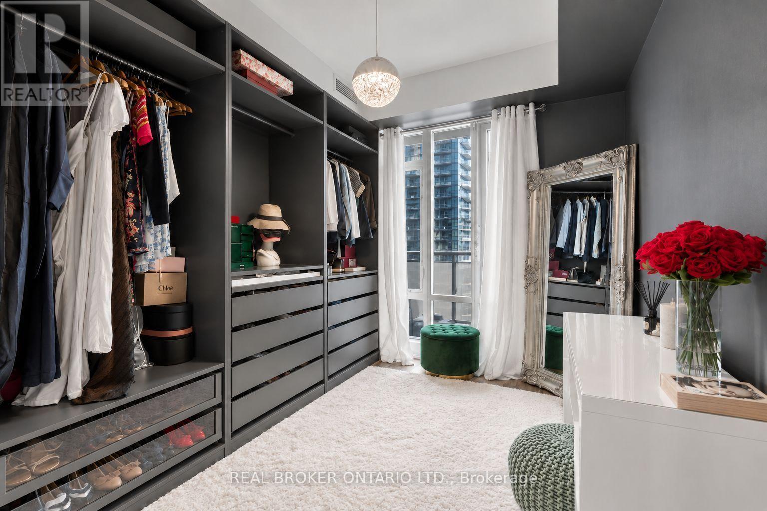 2002 - 21 Widmer Street, Toronto, Ontario  M5V 0B8 - Photo 17 - C13773908