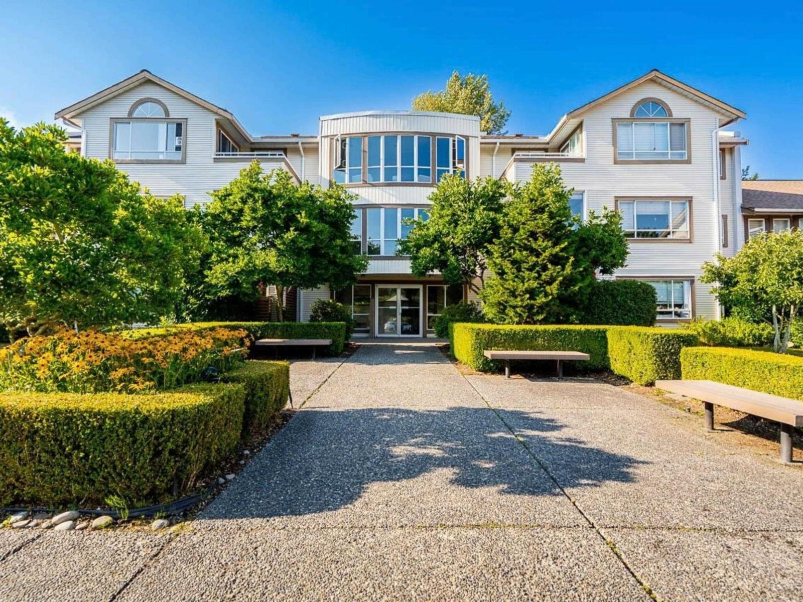 104 15991 Thrift Avenue, White Rock, British Columbia  V4B 2M9 - Photo 27 - R3171186