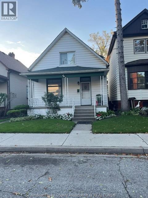 MLS# 26025110: 455 VERA PLACE, Windsor, Canada