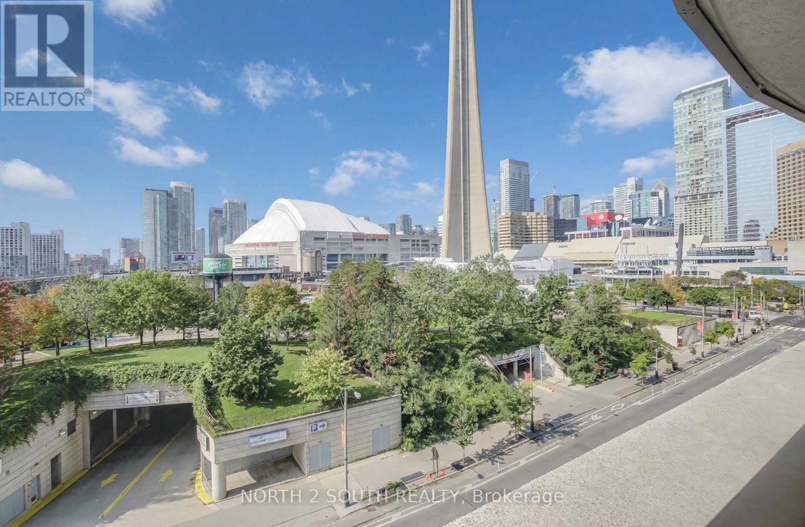 712 - 25 Lower Simcoe Street, Toronto (Waterfront Communities), Ontario  M5J 3A1 - Photo 2 - C13847876