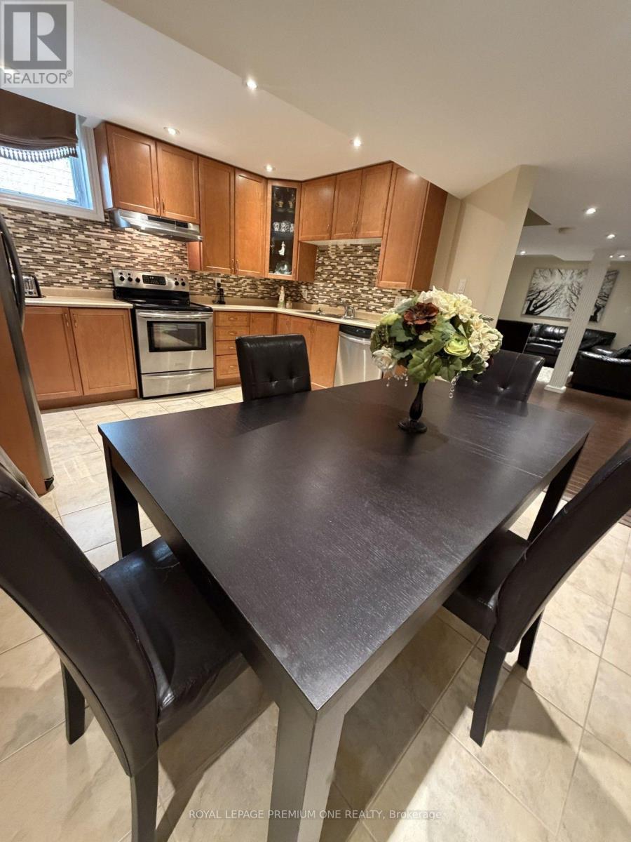 53 Trinita Avenue, Vaughan, Ontario  L4H 3J8 - Photo 33 - N13853846