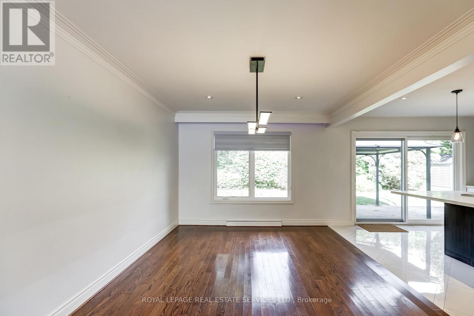 75 Ravensbourne Crescent, Toronto, Ontario  M9A 2B1 - Photo 12 - W13885812