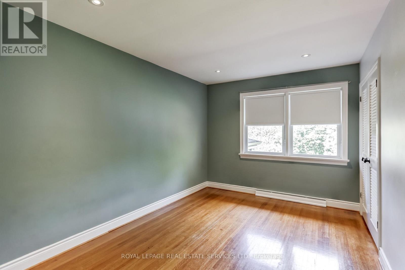 75 Ravensbourne Crescent, Toronto, Ontario  M9A 2B1 - Photo 24 - W13885812