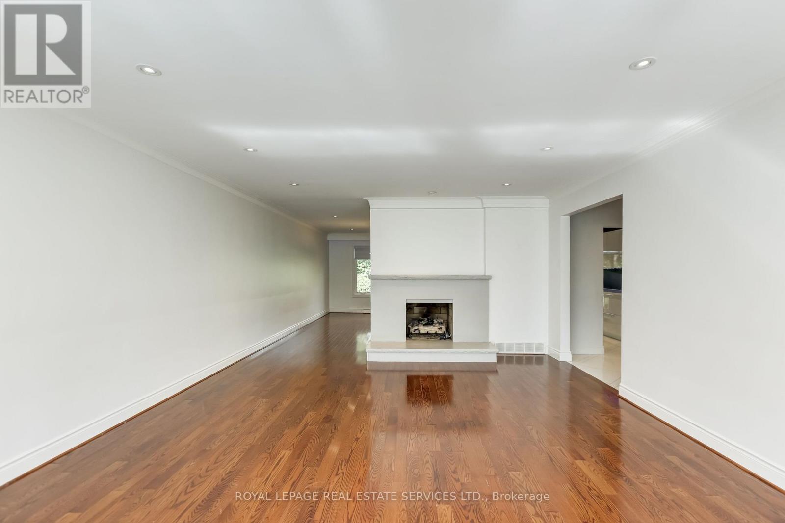 75 Ravensbourne Crescent, Toronto, Ontario  M9A 2B1 - Photo 11 - W13885812