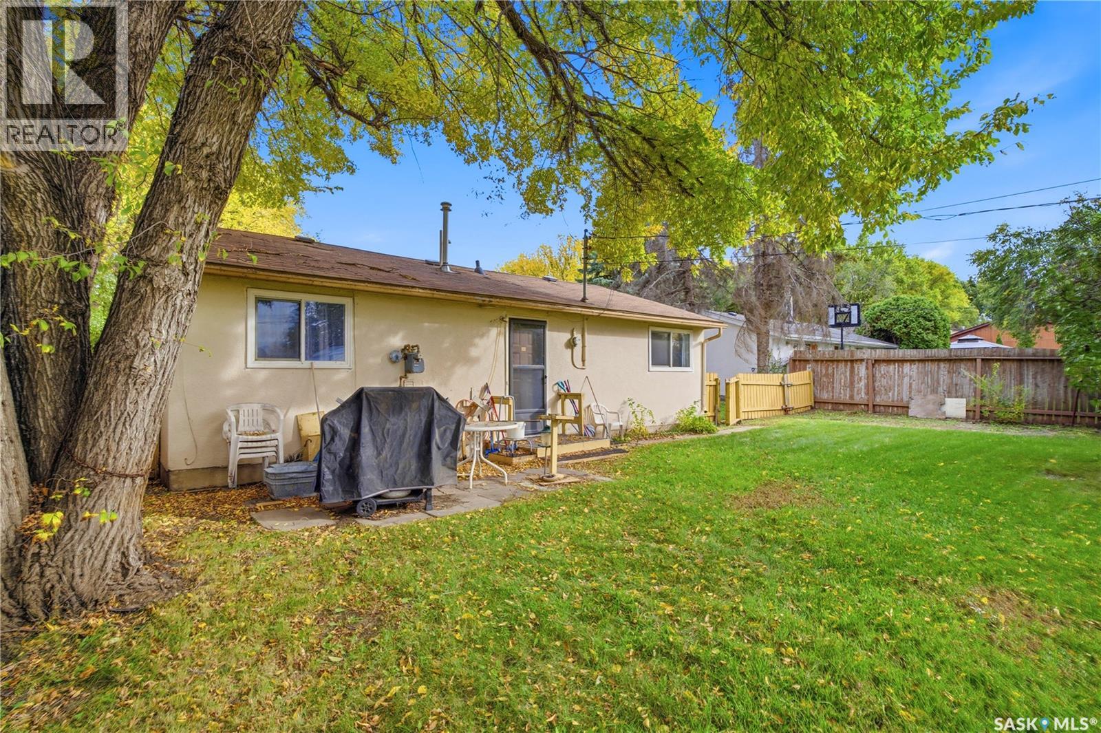 701 Y Avenue N, Saskatoon, Saskatchewan  S7L 3L3 - Photo 21 - SK050936