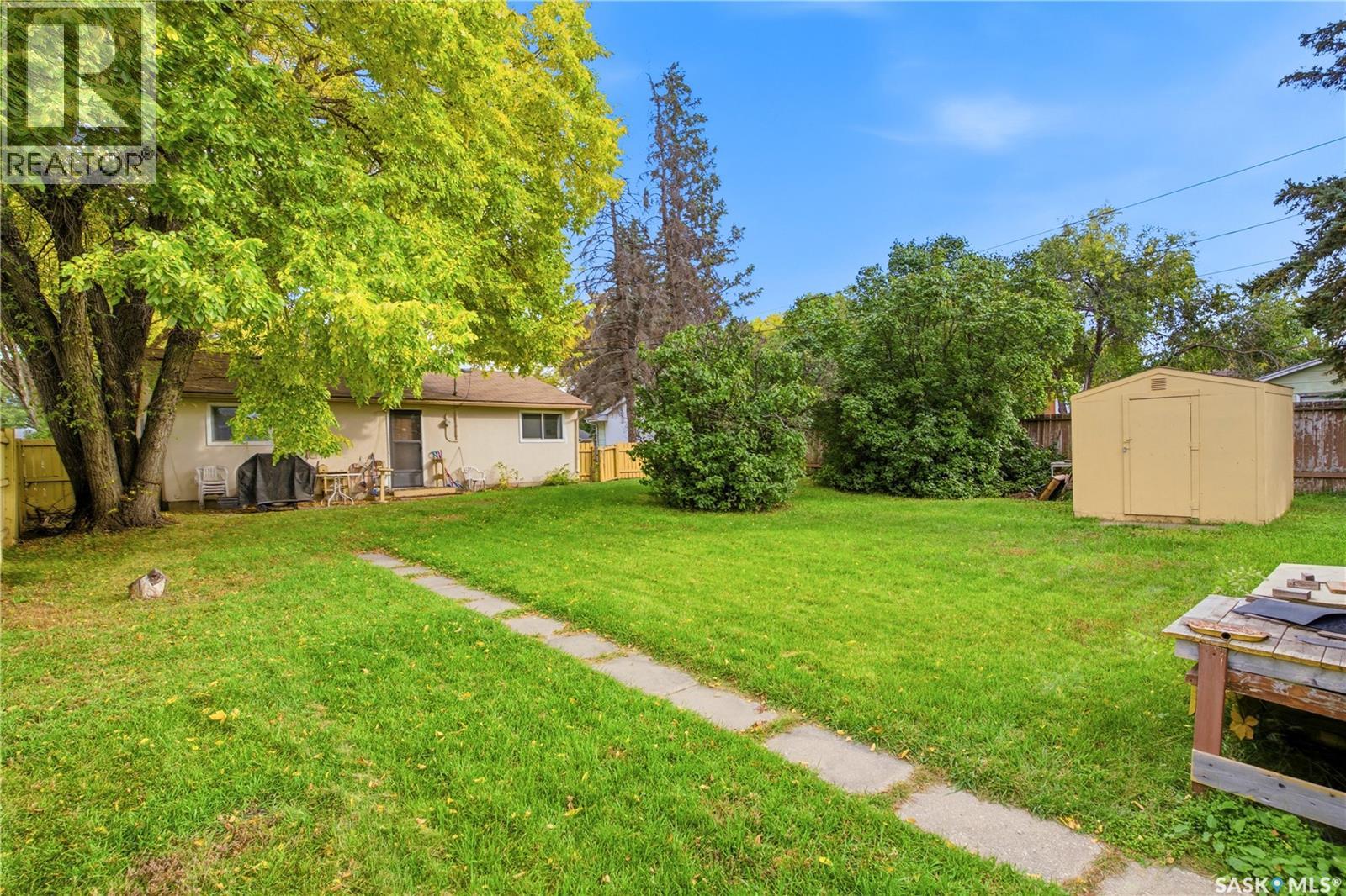 701 Y Avenue N, Saskatoon, Saskatchewan  S7L 3L3 - Photo 23 - SK050936