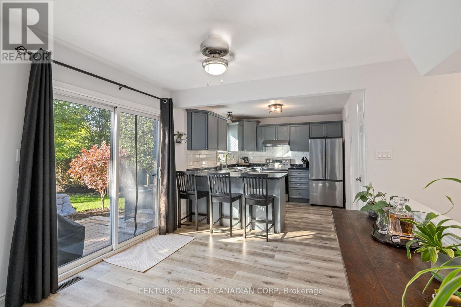 101 Duchess Avenue, Lucan Biddulph, Ontario  N0M 2J0 - Photo 14 - X14013366