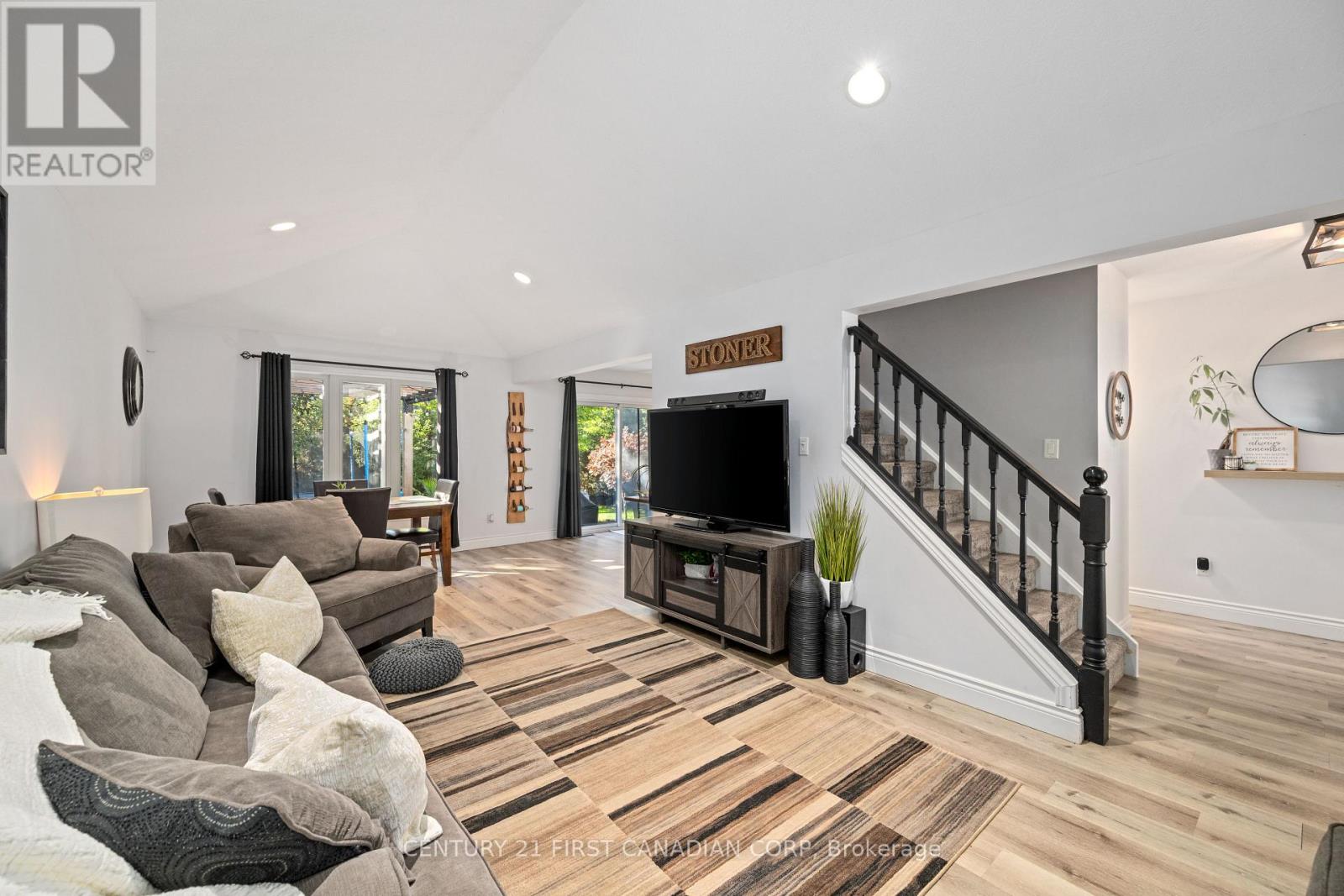 101 Duchess Avenue, Lucan Biddulph, Ontario  N0M 2J0 - Photo 7 - X14013366